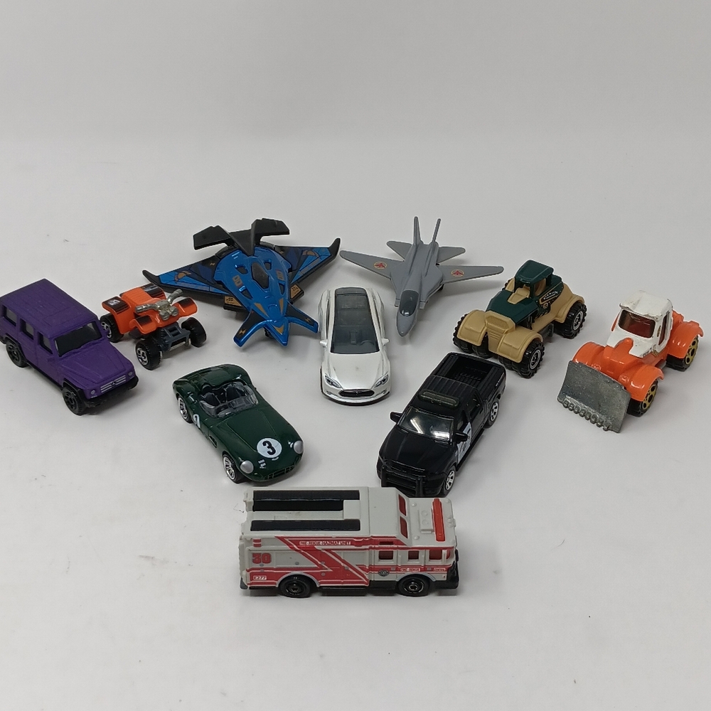 10 Pcs Matchbox Vehicle Bundle #469